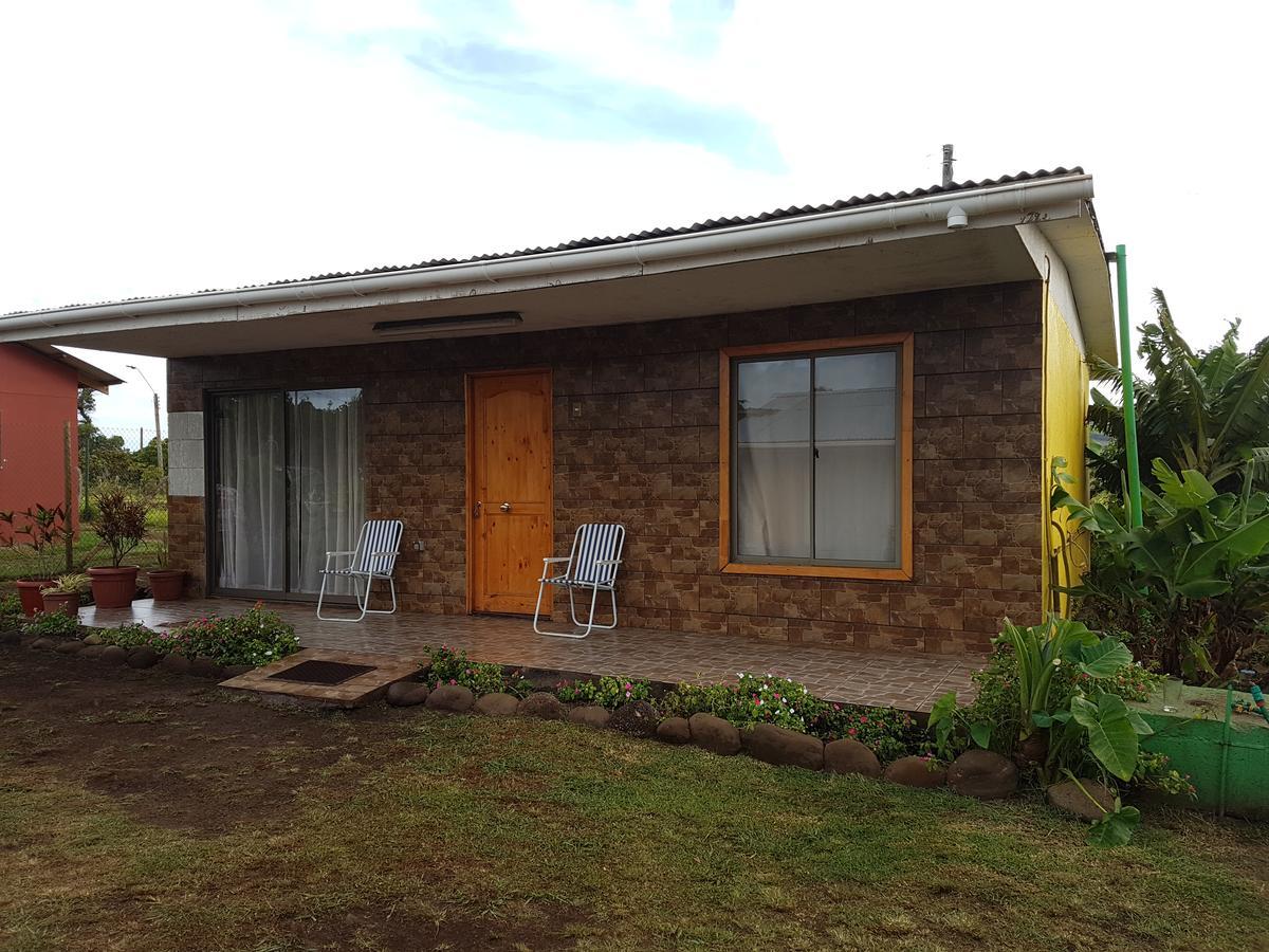 Cabana Tongariki Hanga Roa Exterior photo